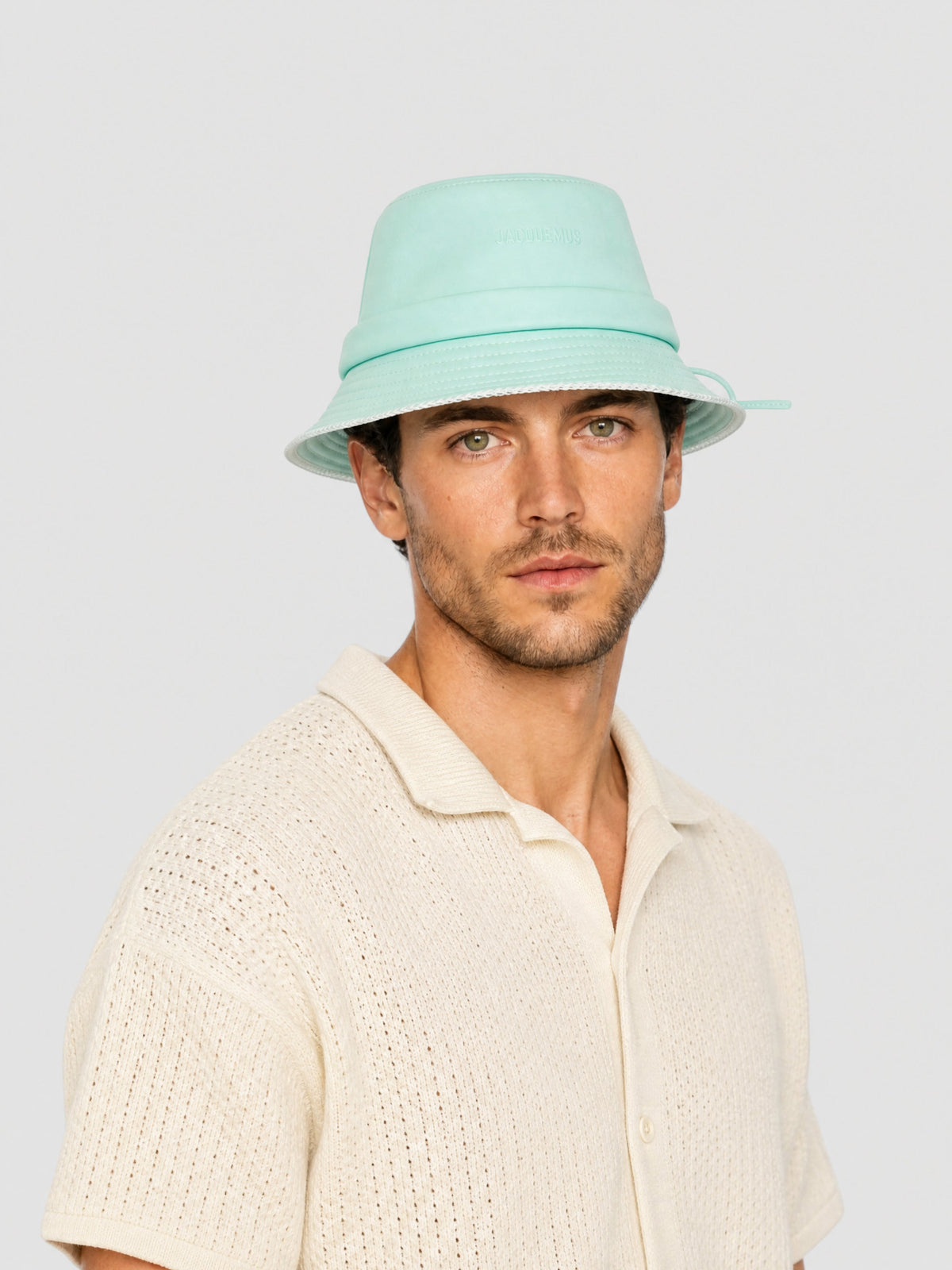 50€ / 2 sold //100 QTY / ST2%   Bob Mentalo en cuir - Light Blue