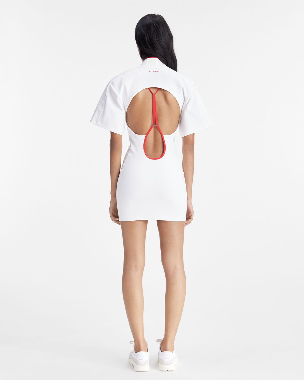 50€ / 10 sold //15 QTY / ST67%   Robe Nike x Jacquemus - White