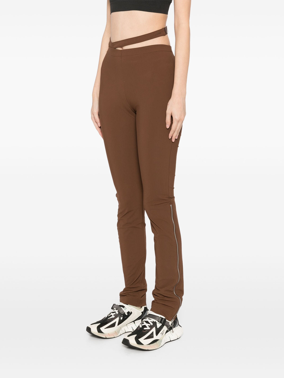 50€ / 7 sold //20 QTY / ST35%   Pantalon Nike x Jacquemus - Brown