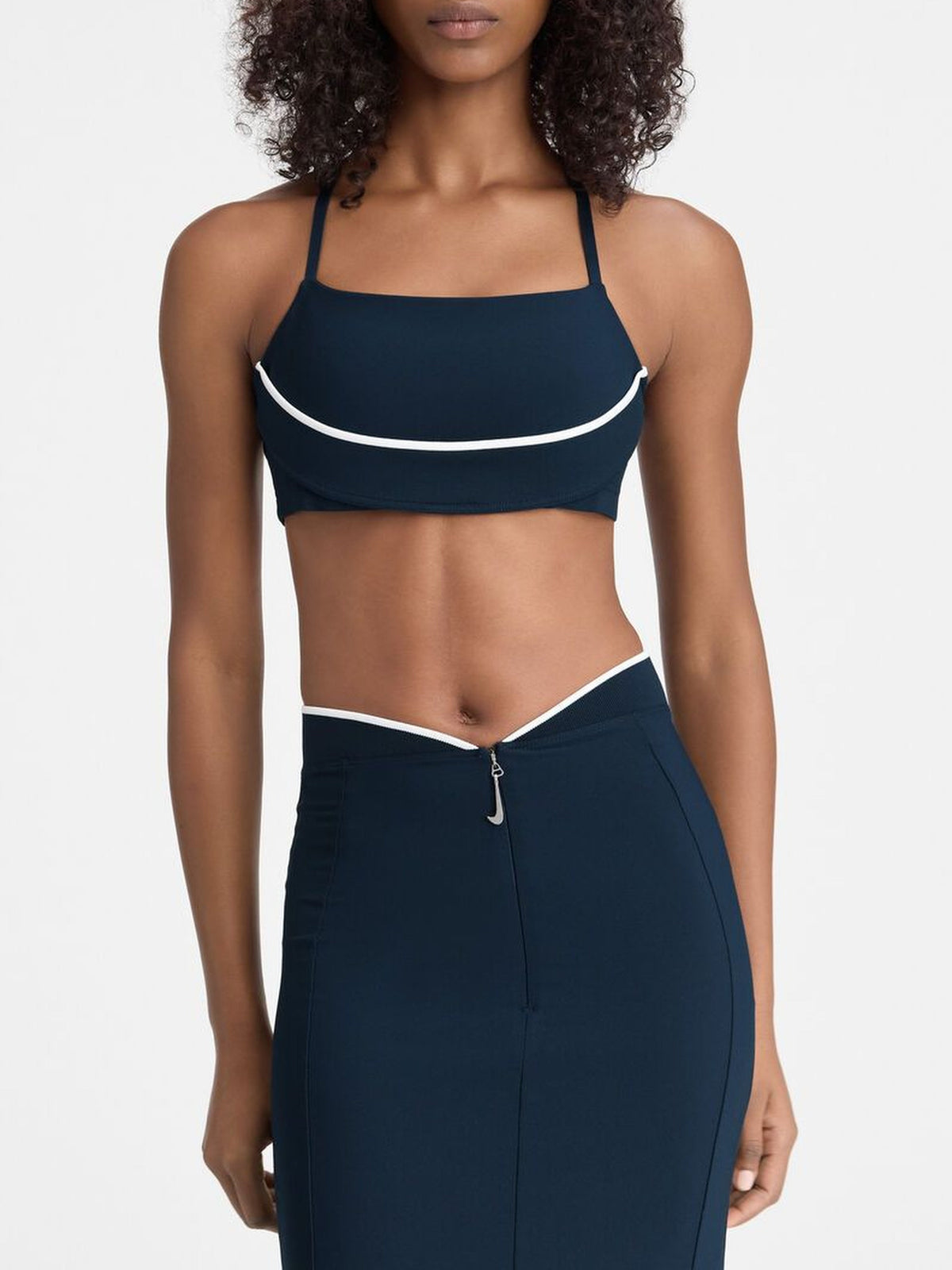 25€ / 4 sold //68 QTY / ST6%   Brassière Nike x Jacquemus - Dark Navy