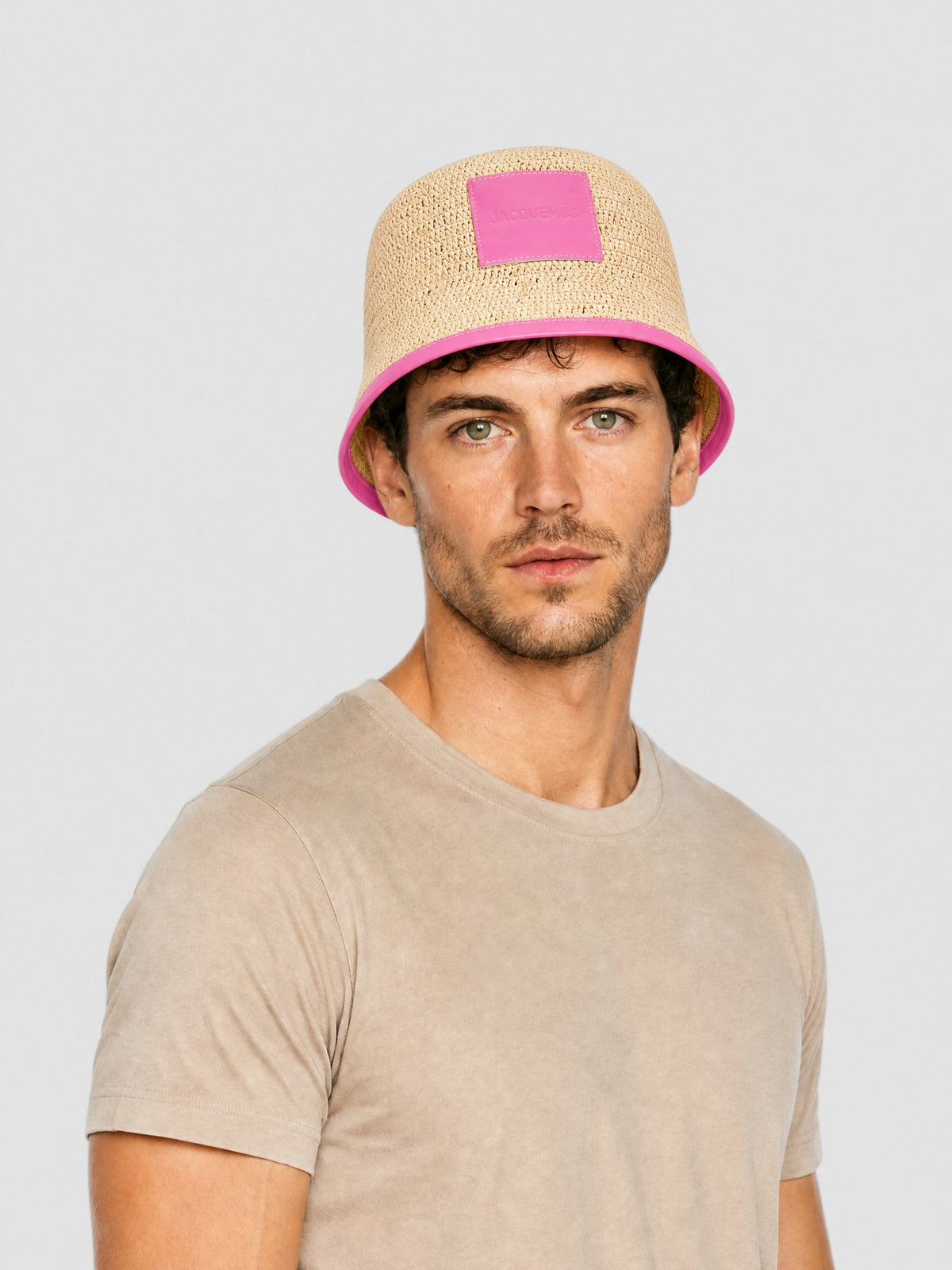 90€ / 5 sold //10 QTY / ST50%   Bob Soli en raphia - Neon Pink
