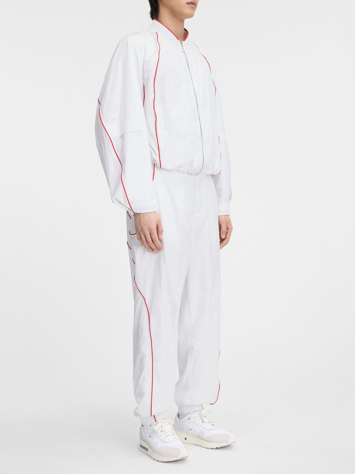 50€ / 12 sold //14 QTY / ST86%   Veste Nike x Jacquemus - White
