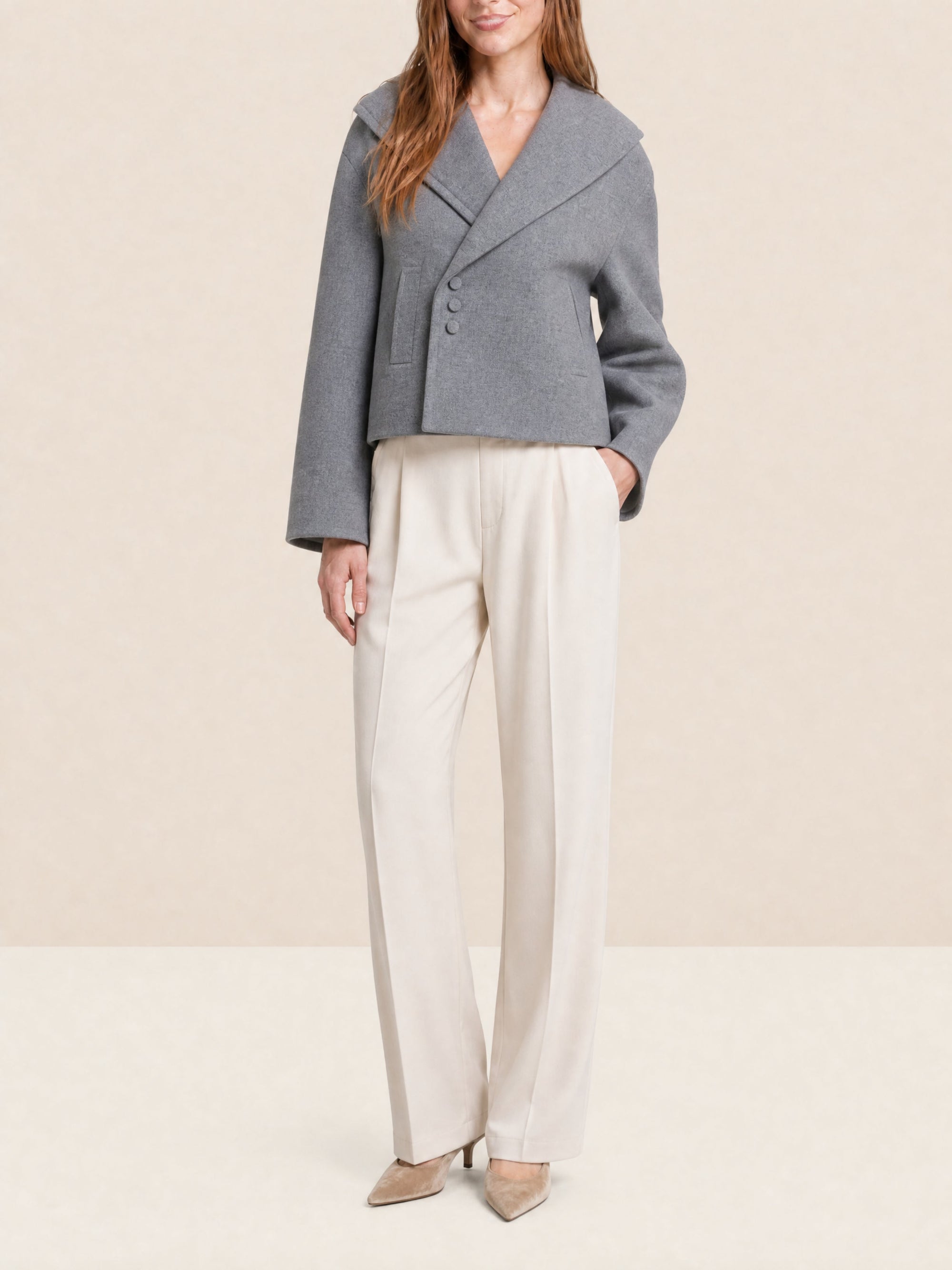 LIGHT GREY LE CABAN