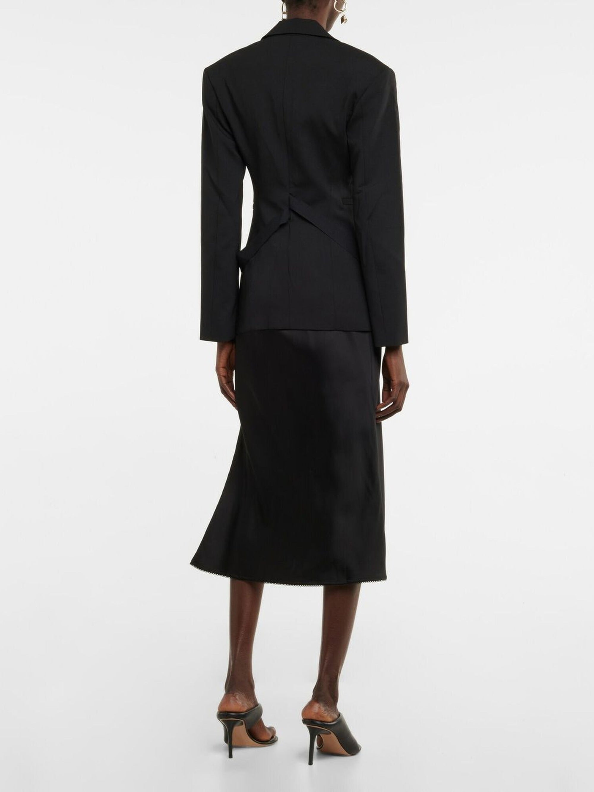 BLACK LE MANTEAU FILU