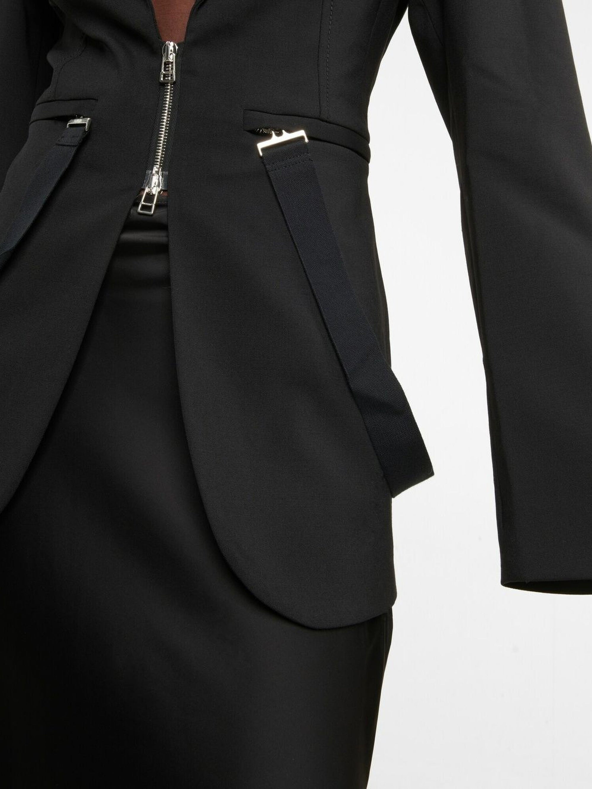 BLACK LE MANTEAU FILU