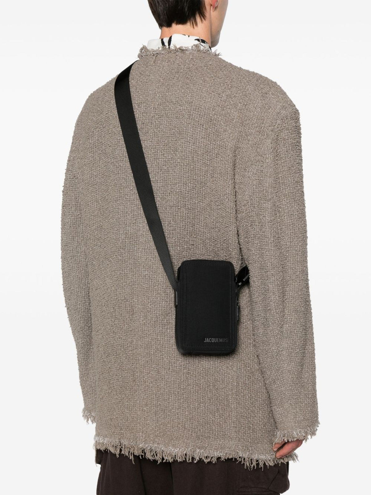 90€ / 77 sold //83 QTY / ST93%   Pochette croisée Giardino - Dark Navy