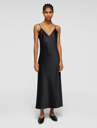 Black Robe - Black