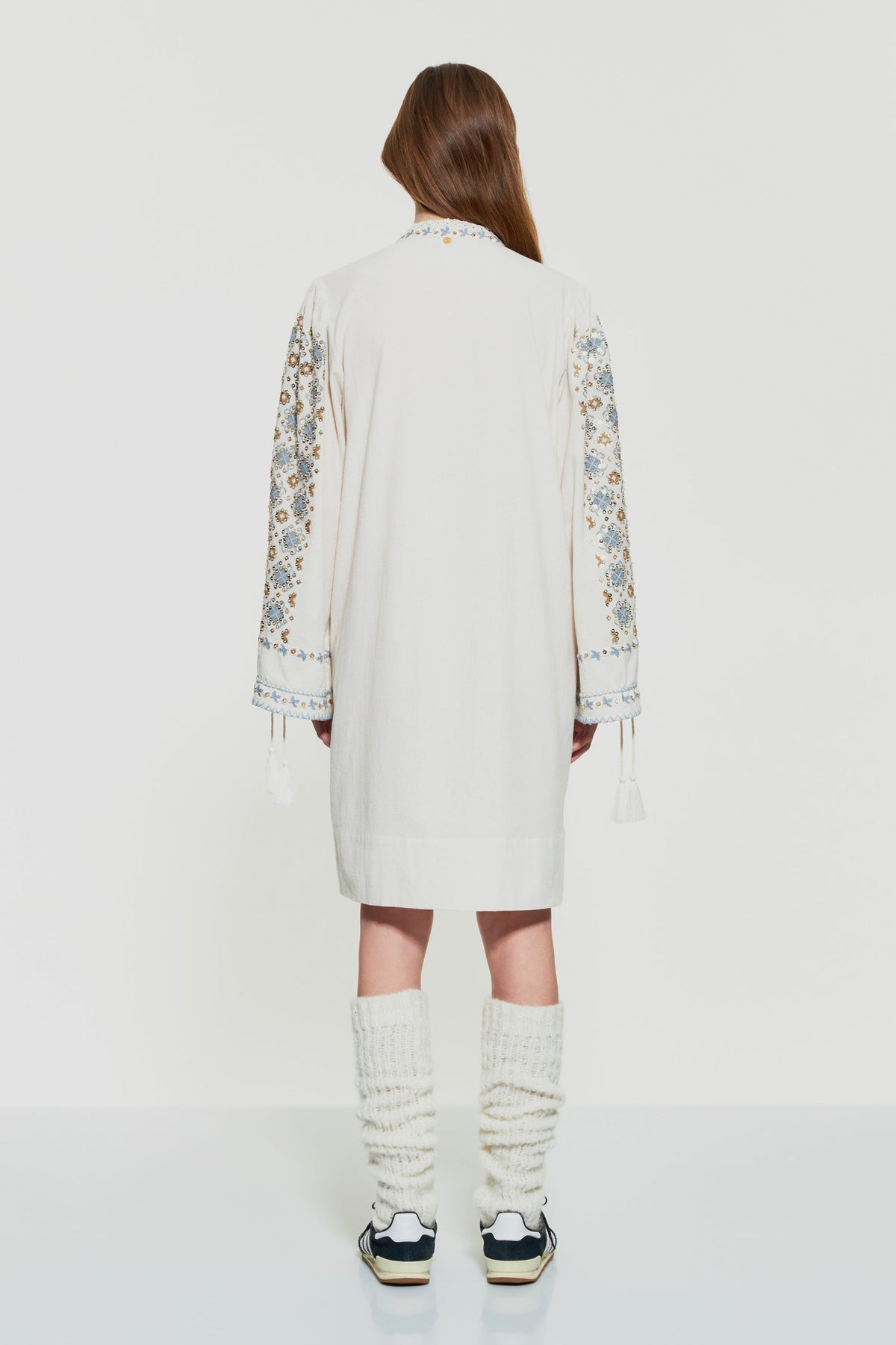 Robe courte brodée de sequins Joana - Cream