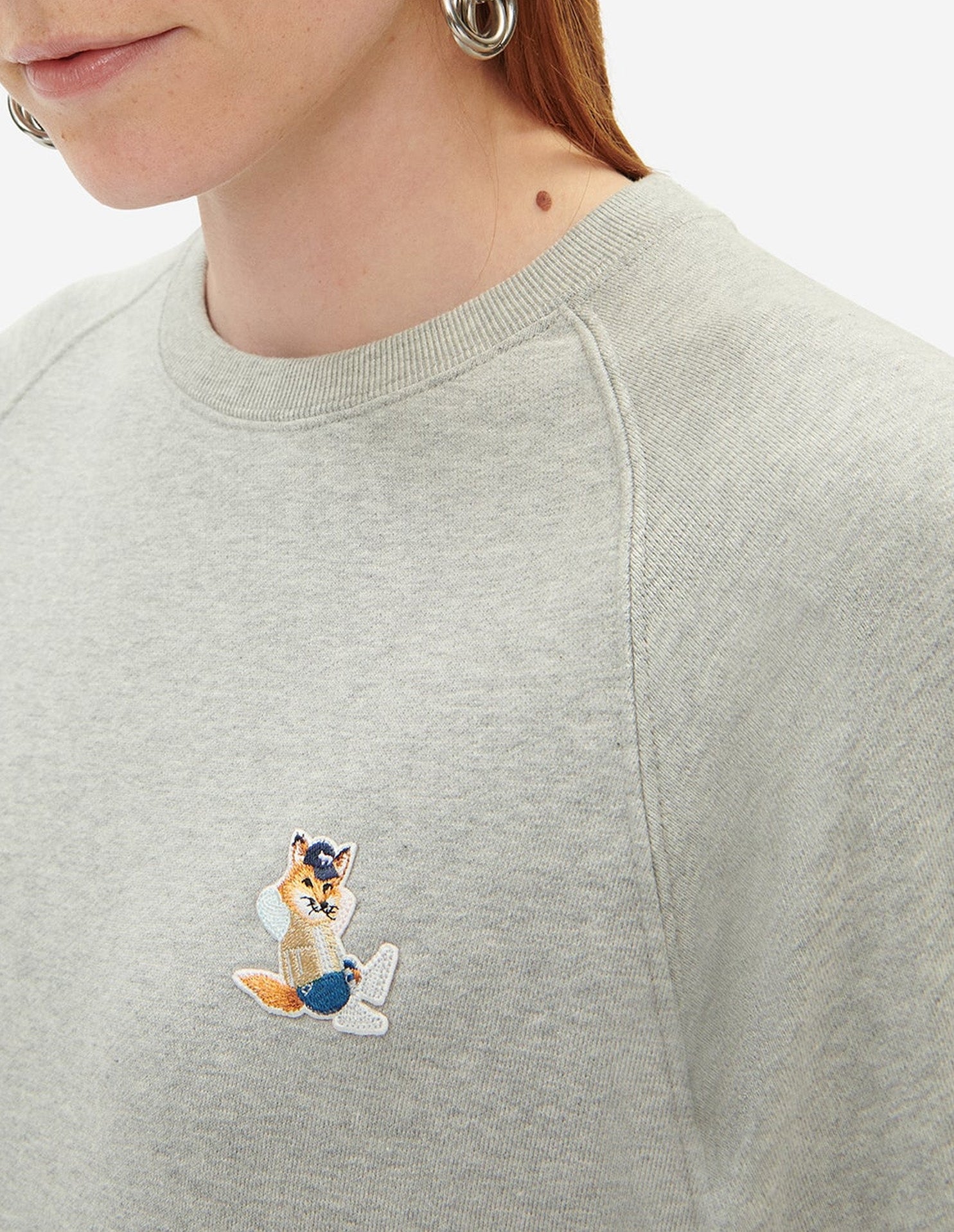 Sweatshirt ajusté Fox avec écusson - Grey Melange