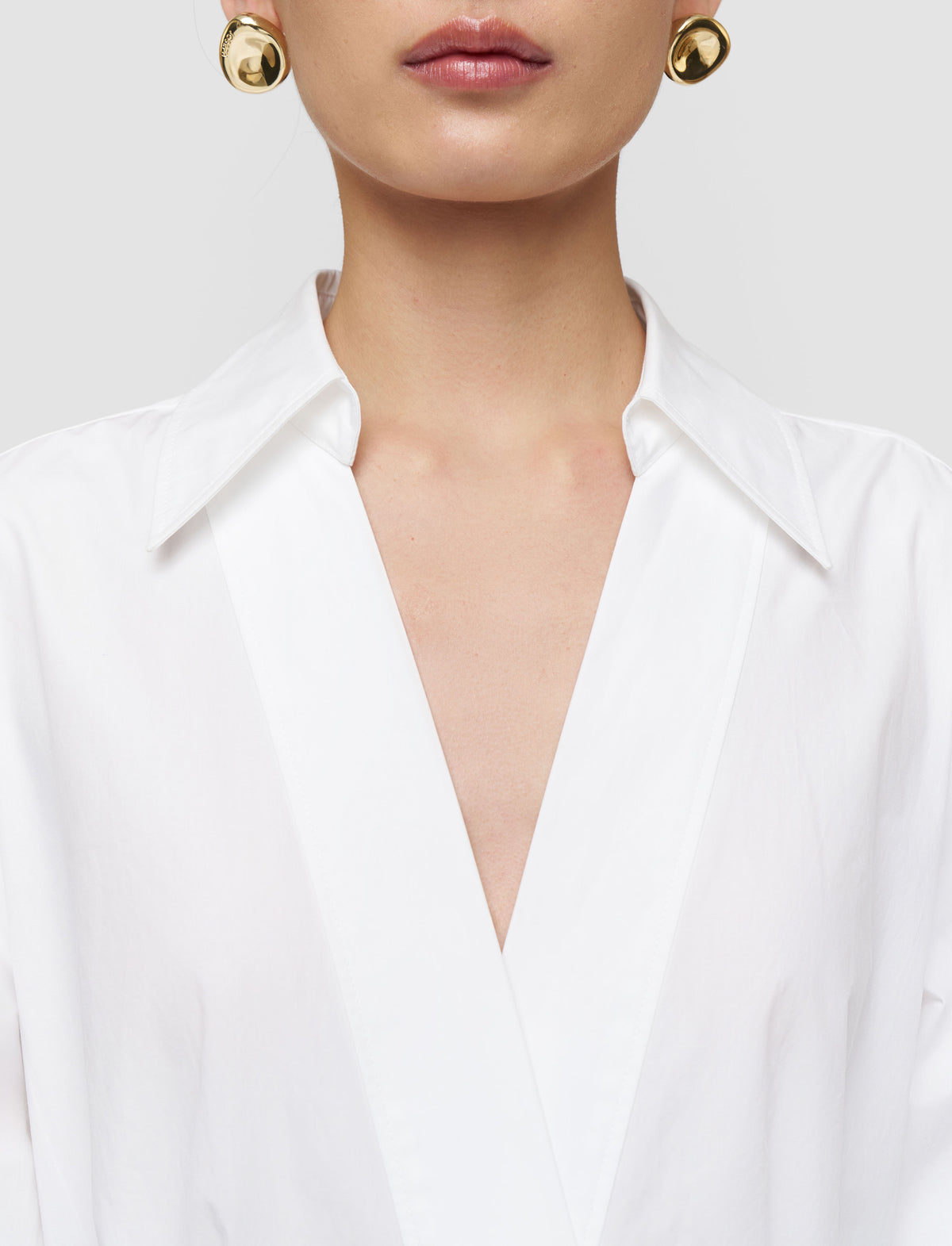 White Robe - White