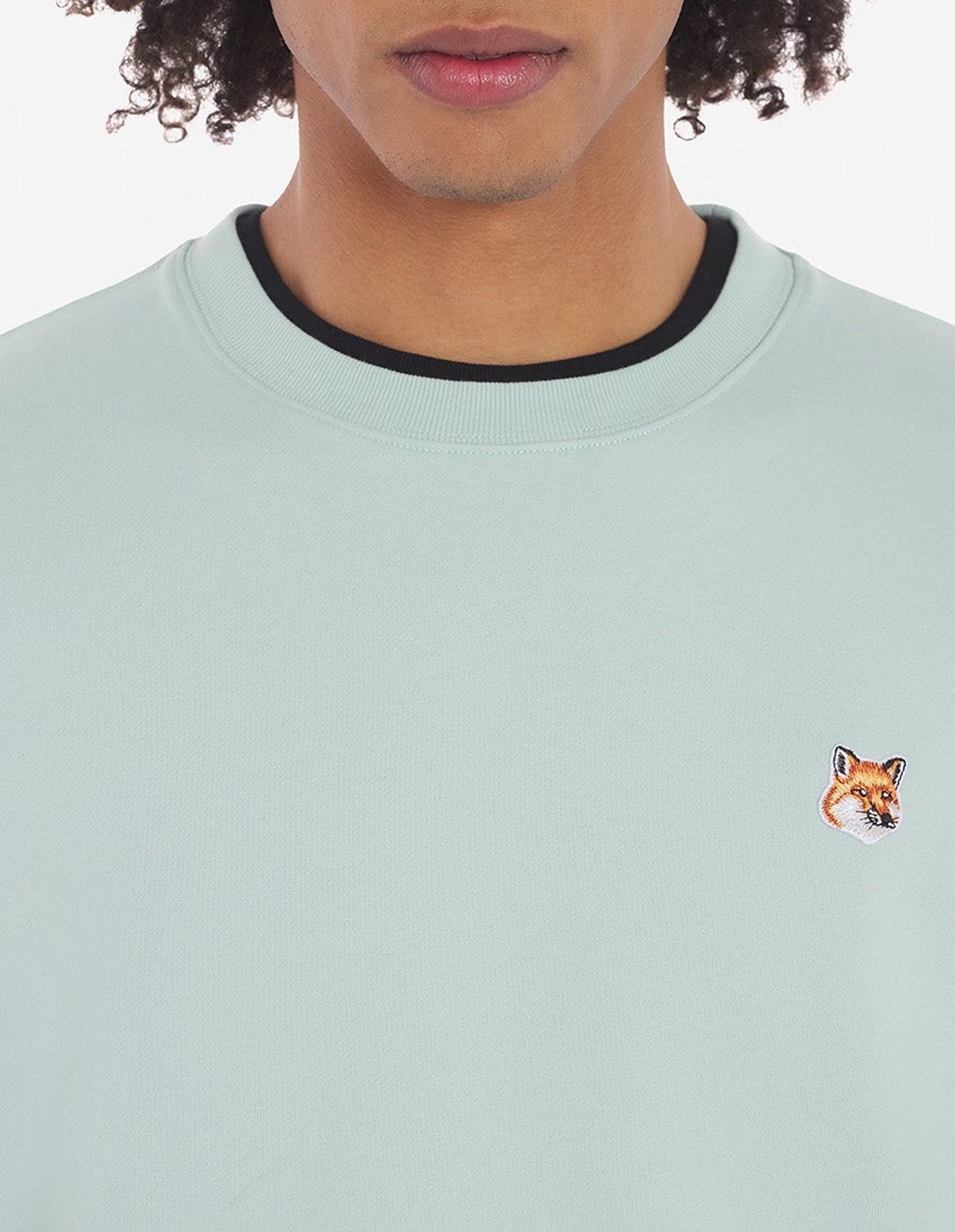 Sweatshirt à col rond avec écusson - Blue Haze