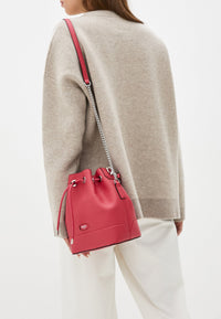 Sac seau Ninon M en cuir grainé - Coquelicot