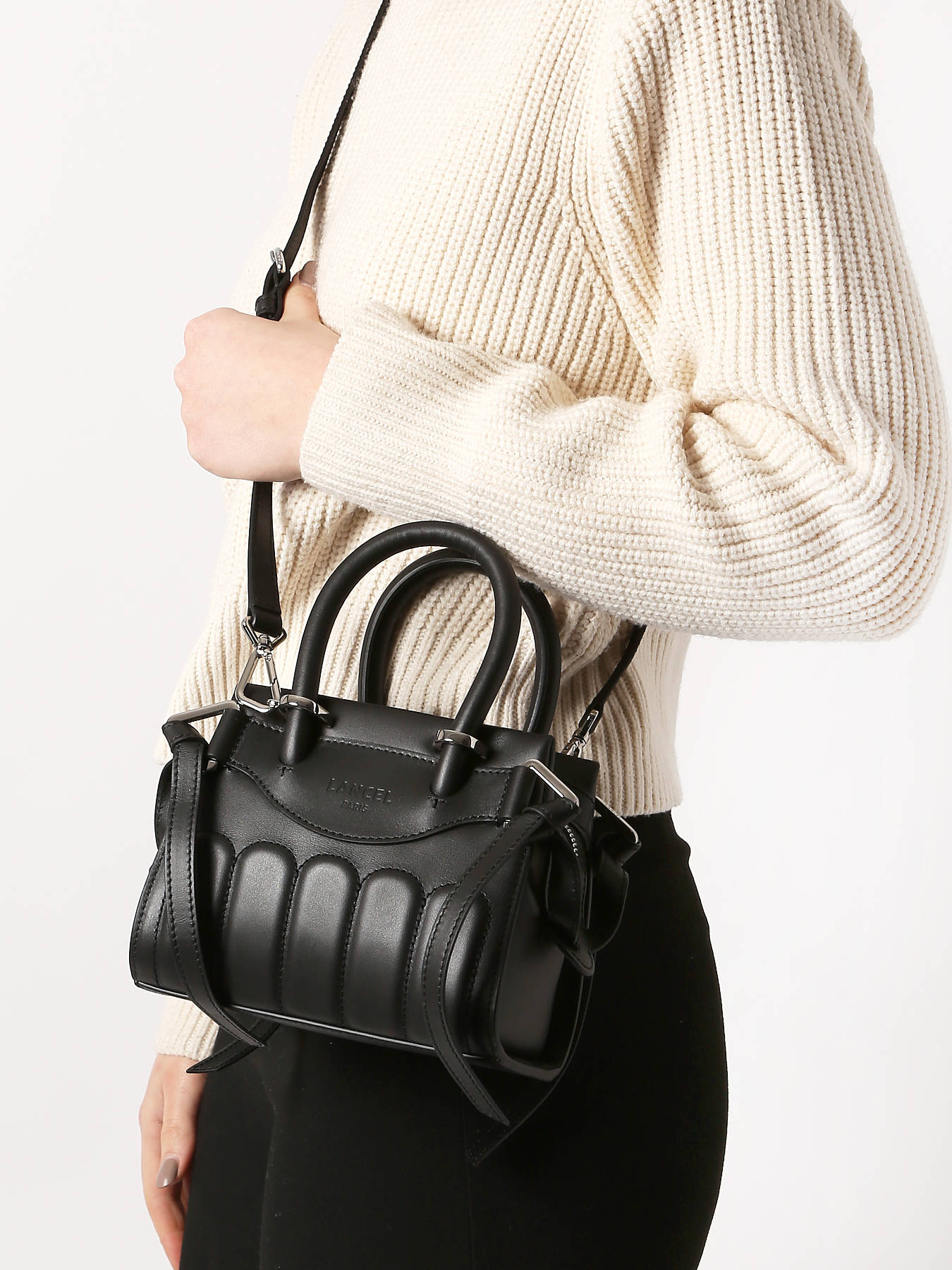 Sac Rodéo carryall à zip en cuir lisse - Noir