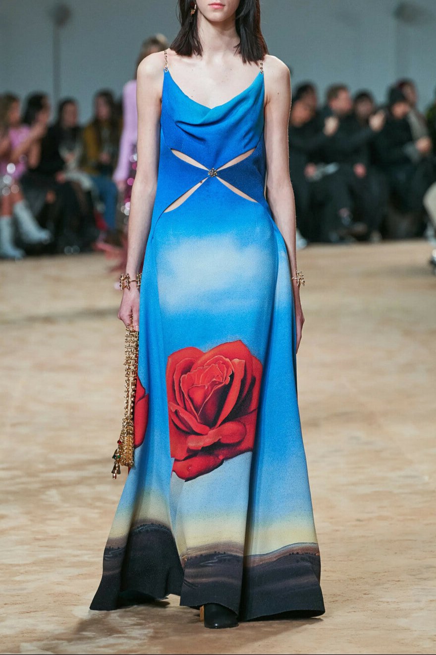 Printed crepe dress with back opening - Rose Meditative
