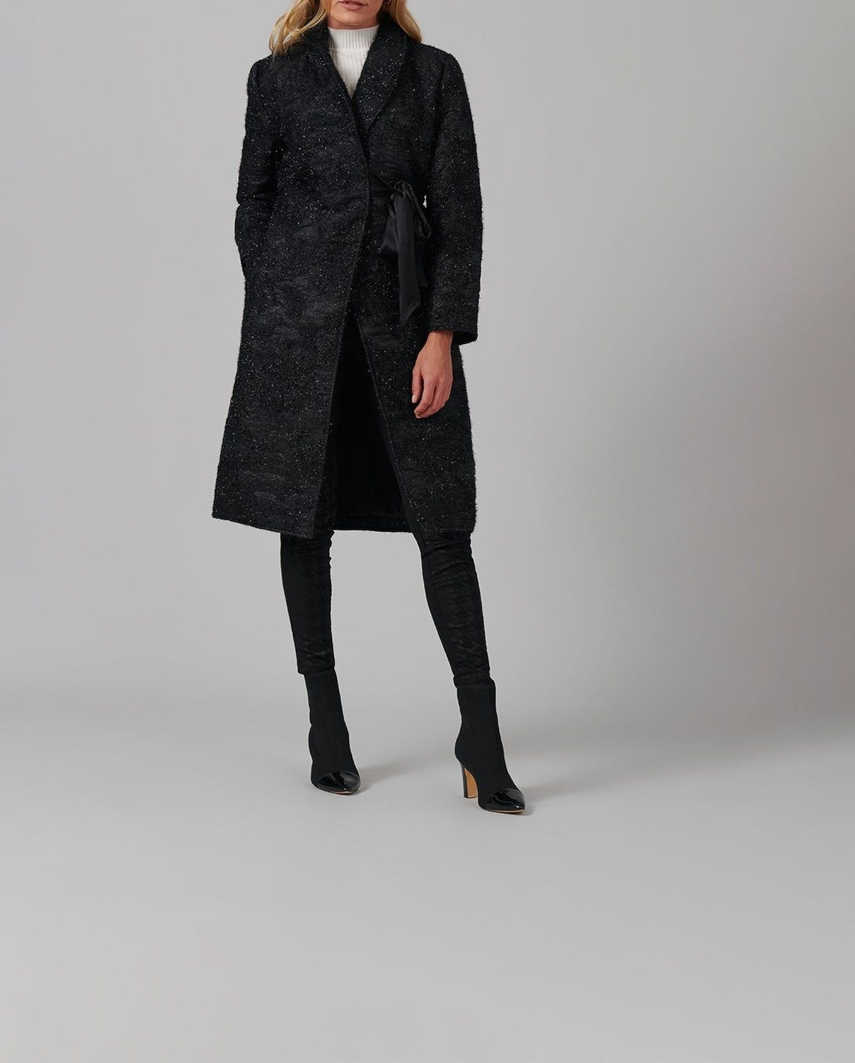 Leipoa wrap-around coat - Black