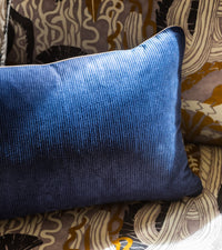 Coussin Carino en velours côtelé - Bleu marine et Beige