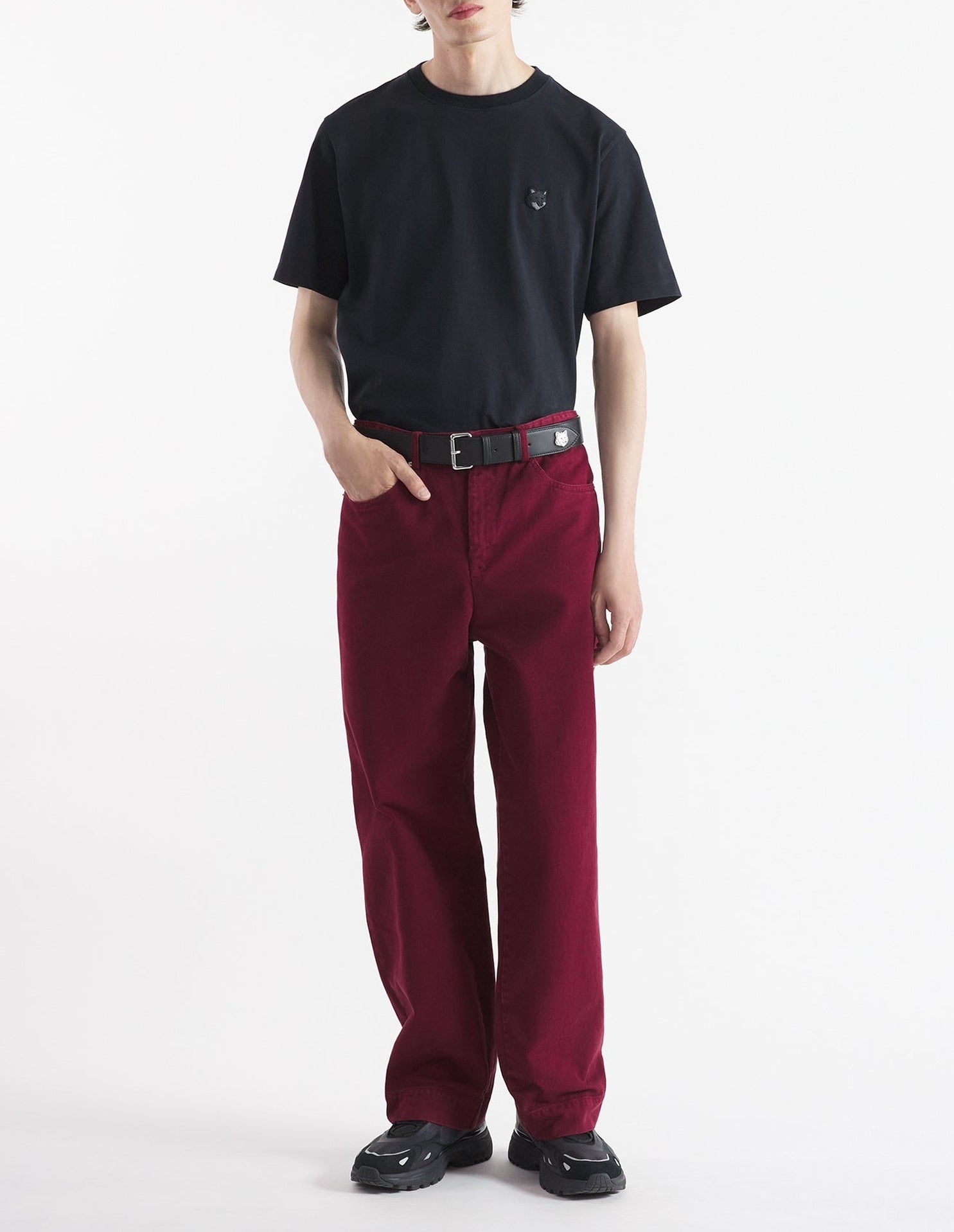 Bold Fox Head T-shirt with patch - Black