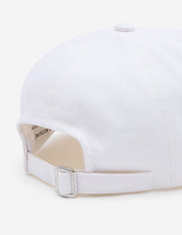 Cap with crest - White