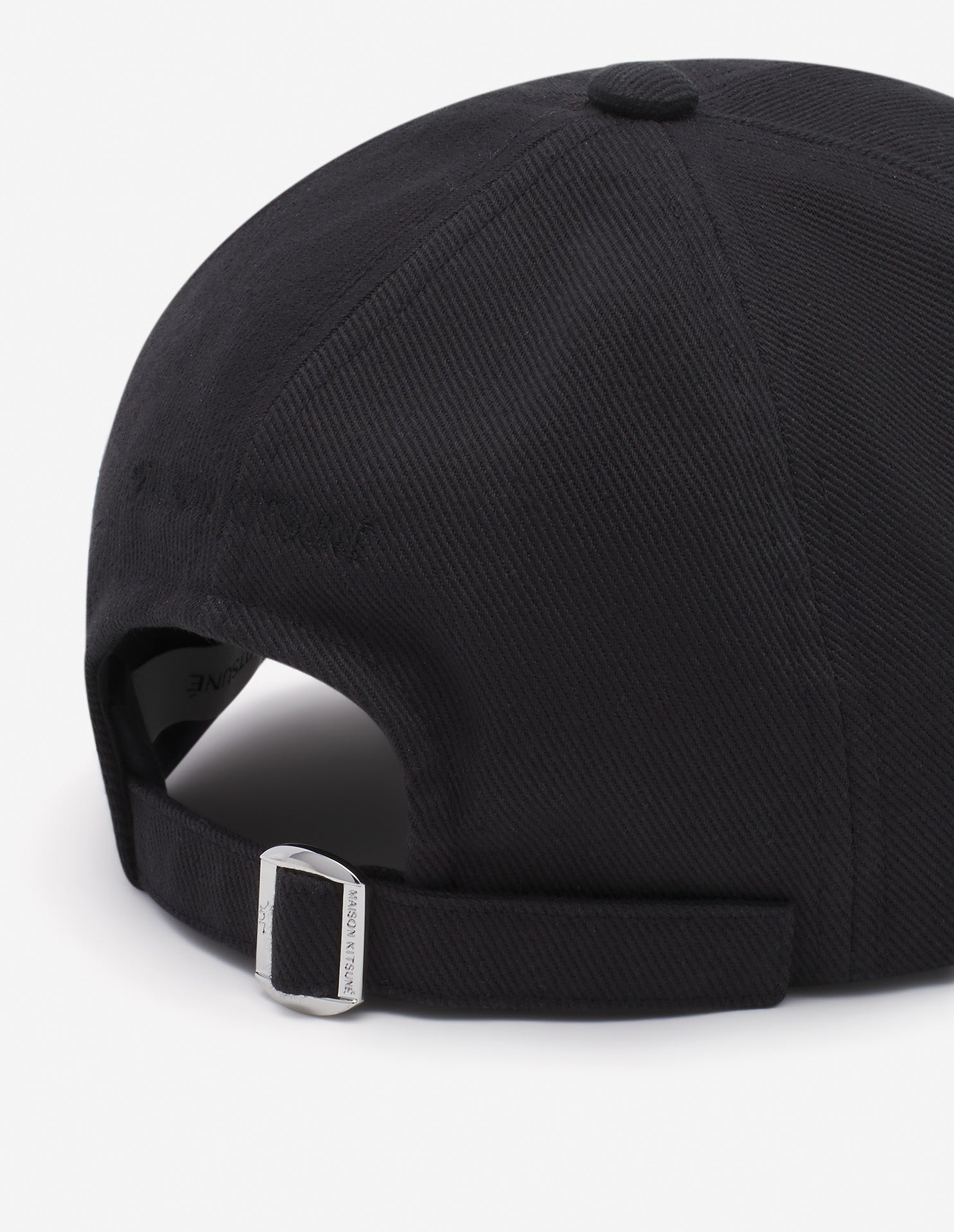Cap with crest - Black