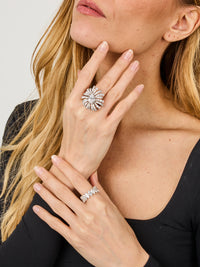 1qty NEW / Or blanc 18 ct Alliance en or blanc 18 carats sertie de diamants synthétiques taille marquise 8 // RECO : 7140€