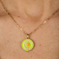 Collier en or jaune - Résine