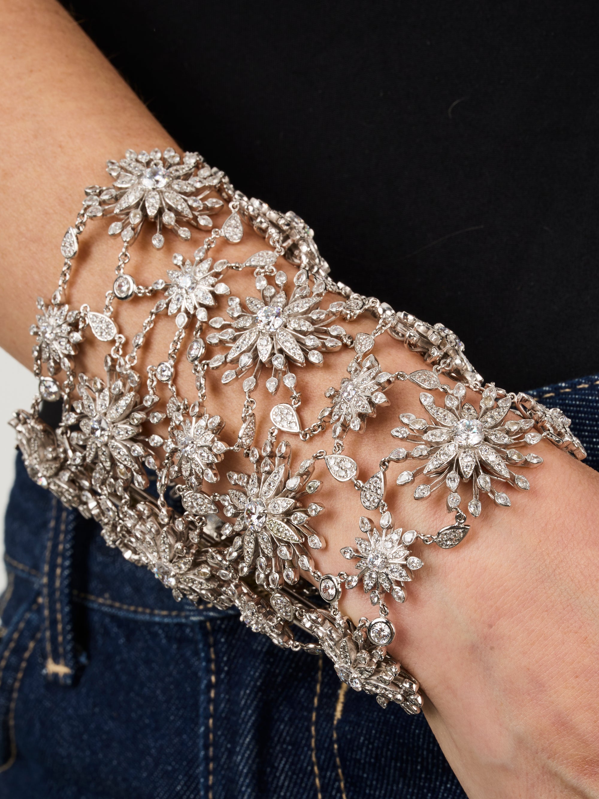 1qty NEW / Argent Rhodié Manchette Fleur en argent rhodié 925/1000 // RECO : 4750€