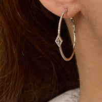 PrixTroca:1225€_VentesTroca:0_QtyTroca:1_ST:0%_Boucles d'oreilles Créoles Délicatesse en Or blanc 18K serties de diamants - Blanc