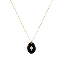 Yellow gold necklace set with diamonds - Diamond