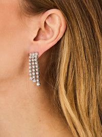 1qty NEW / Or blanc 18 ct Boucles d'oreilles longues trois rangs en or blanc 18 cts serties de Burmalite blanche taille brillant // RECO : 464€