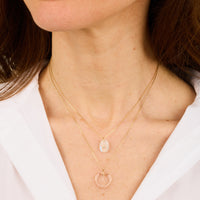 Yellow gold necklace set with diamonds - Moonstone & Diamond