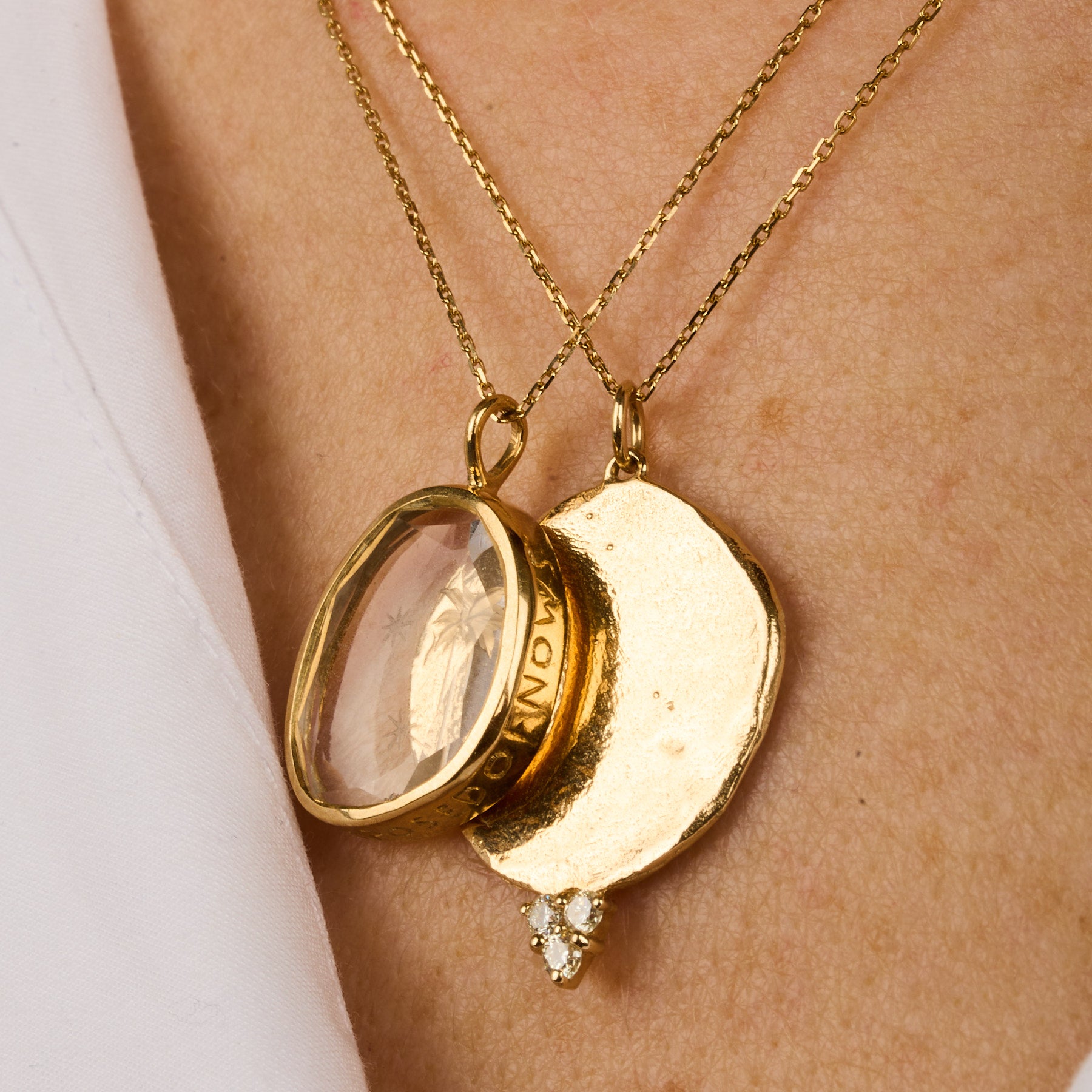 Collier en or jaune sertie de diamant - Diamant