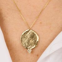 Yellow gold necklace set with diamonds - Diamond