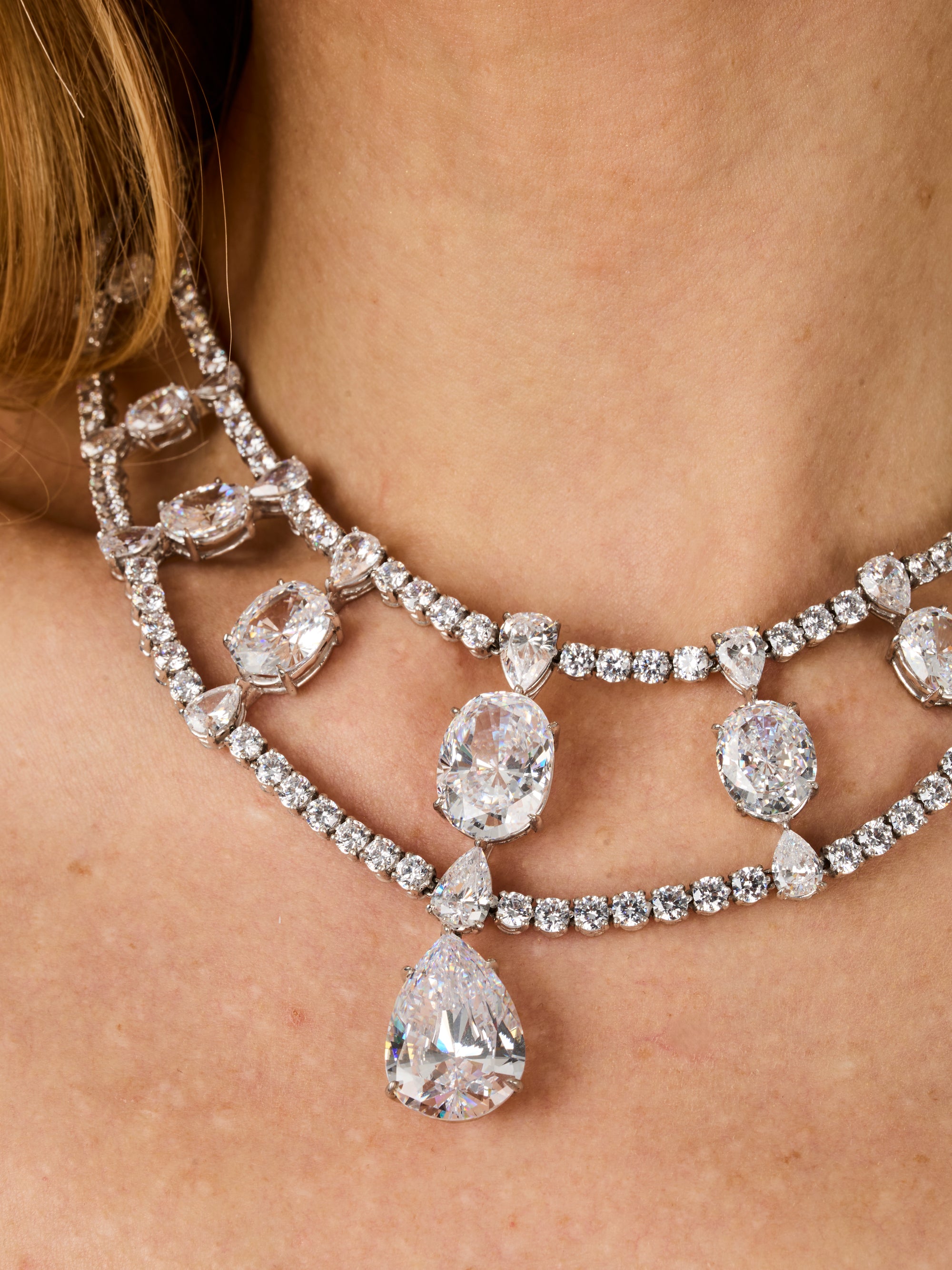 2qty NEW / Argent Rhodié Collier Victoria en argent rhodié 925/1000 // RECO : 2250€