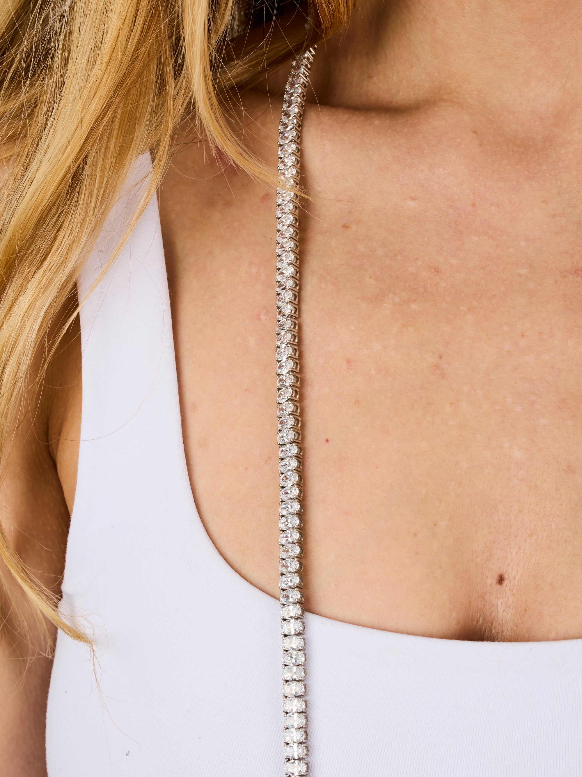 2qty NEW / Argent Rhodié Sautoir 115cm serti de Burmalite taille ovale en argent rhodié // RECO : 1590€