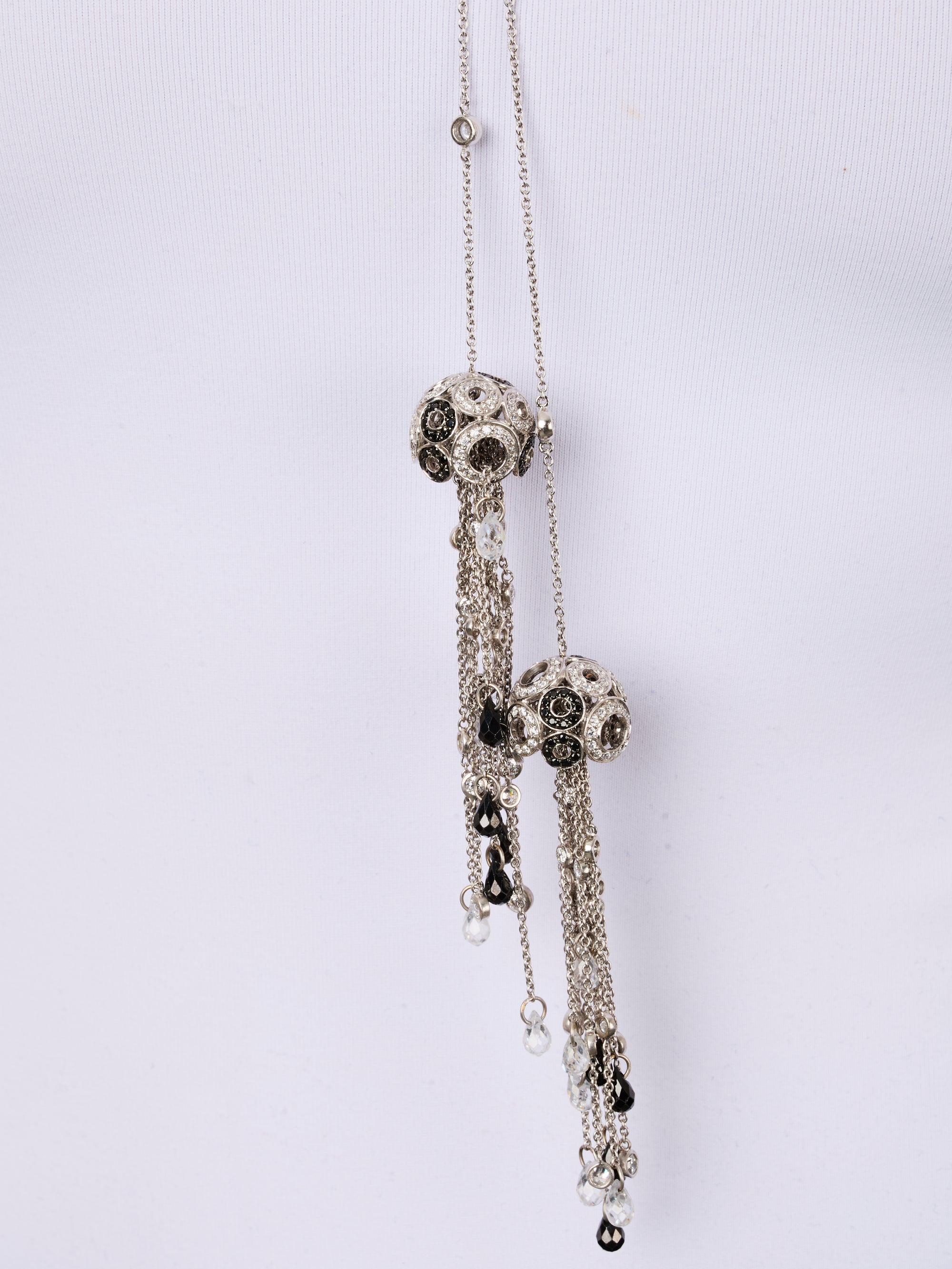 1qty NEW / Or blanc 18 ct Collier cravate en or blanc 18 cts serti de Burmalite serti clos pompom et pendant briolette // RECO : 1137€