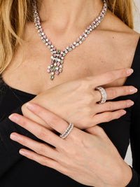 1qty NEW / Or blanc 18 ct Alliance en or blanc 18 carats sertie de diamants synthétiques taille émeraude 16 // RECO : 13720€