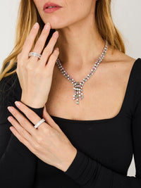 1qty NEW / Or blanc 18 ct Alliance en or blanc 18 carats sertie de diamants synthétiques taille émeraude 16 // RECO : 13720€