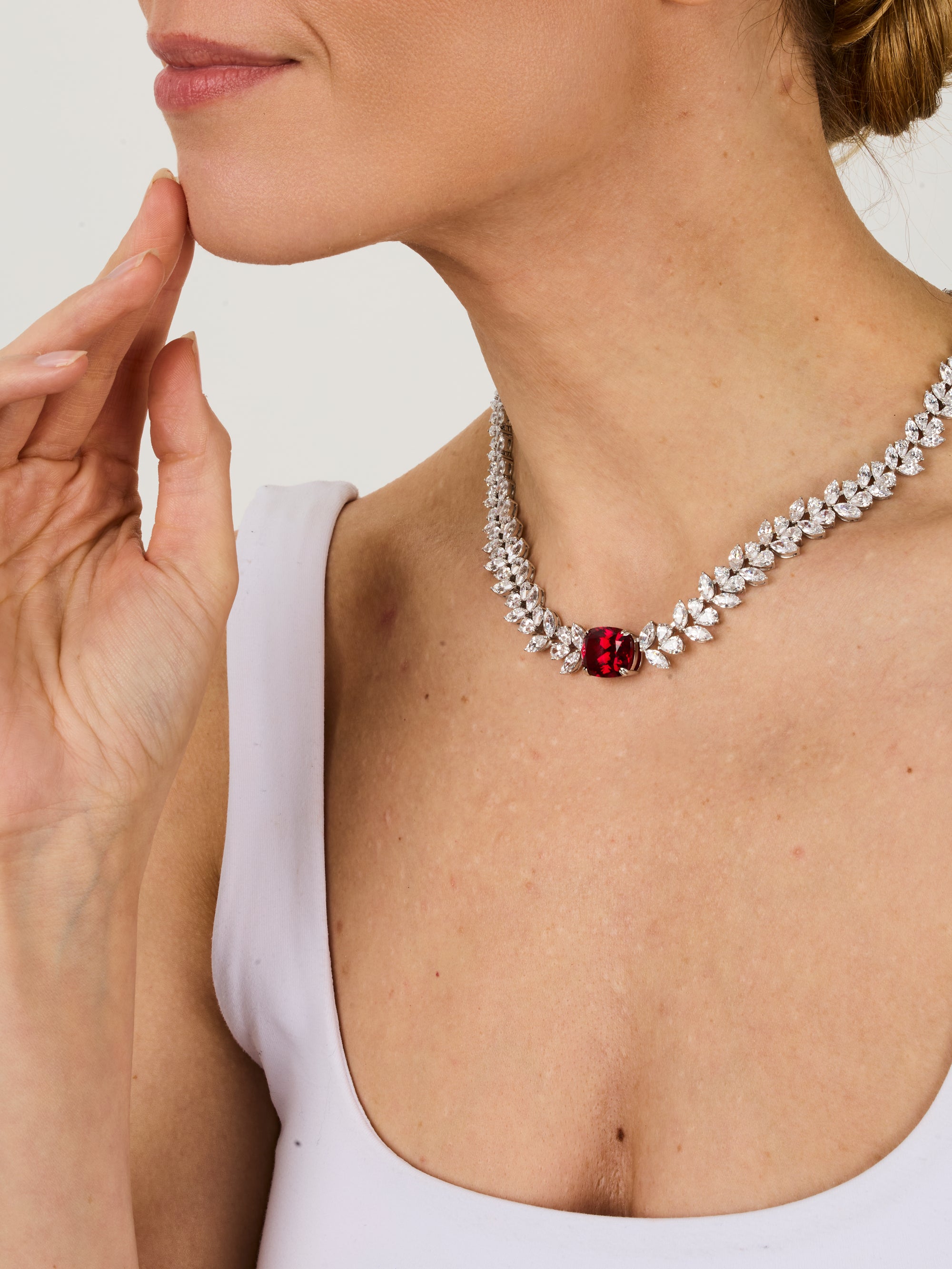1qty NEW / Argent Rhodié Collier Burmalite rouge rubis taille ovale antique // RECO : 885€
