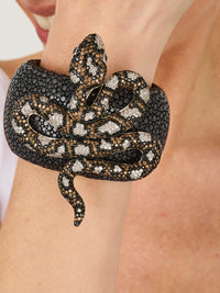 2qty NEW / 0 Bracelet galuchat serpent serti de pavage noir et smoky burmalite™ // RECO : 297€