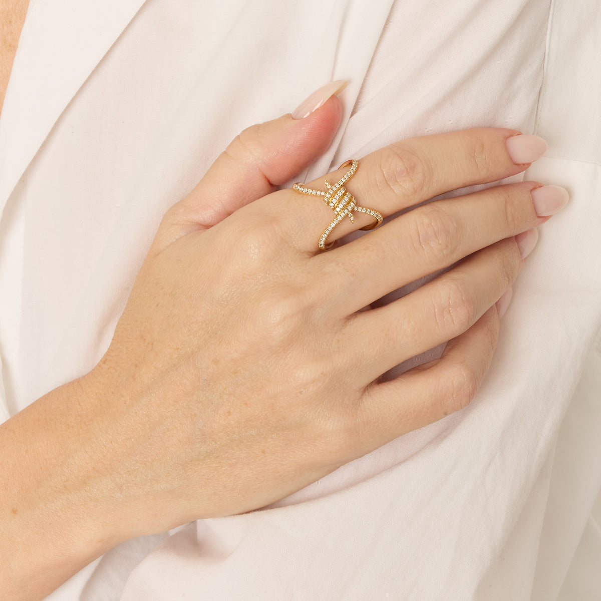 PT2_PrixTroca:995€_VentesTroca:0_QtyTroca:1_ST:0%_Bague Barbelé en Or jaune 18K sertie de diamants - Jaune