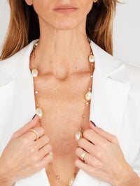 2qty DJV / QTY DISPO : 2-QTY VENDUES : 0-ST : 0% PRIX DJV : 350€ // Or jaune 18ct Alliance sur or jaune 18 carats sertie de Burmaite™ blanche 1 /// RECO : 338€