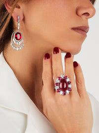 1qty DJV / QTY DISPO : 2-QTY VENDUES : 1-ST : 50% PRIX DJV : 550€ // Argent Rhodié Boucles d'oreilles sur argent rhodié serties de rubis de synthèse taille ovale et Burmalite™ blanche taille baguette /// RECO : 612€