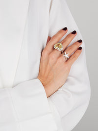 1qty DJV / QTY DISPO : 2-QTY VENDUES : 0-ST : 0% PRIX DJV : 695€ // Argent Rhodié Bague sur argent rhodié sertie de Burmalite™ taille cœur jonquille /// RECO : 732€