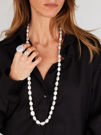 1qty DJV / QTY DISPO : 3-QTY VENDUES : 2-ST : 67% PRIX DJV : 295€ // Or gris 18 ct Bague trèfle en or gris 18 carats pavée de Burmalite blanche taille brillant /// RECO : 290€