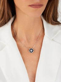 1qty DJV / QTY DISPO : 2-QTY VENDUES : 1-ST : 50% PRIX DJV : 350€ // Argent Rhodié Pendentif en argent rhodié serti de saphir de synthèse pavé et Burmalite blanche taille brillant /// RECO : 308€