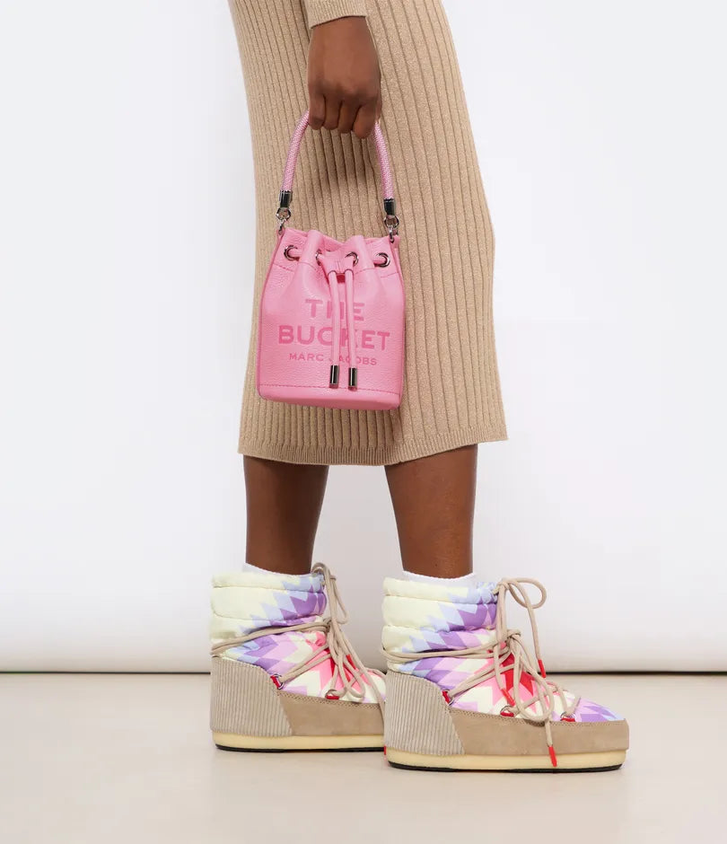 PAS INFO   Sac bucket en cuir - Petal Pink