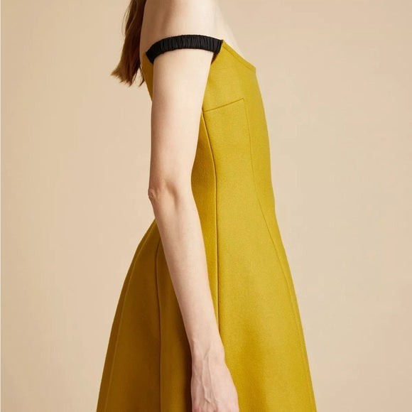 Uma dress in wool - Mustard