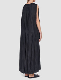 Black Robe - Black