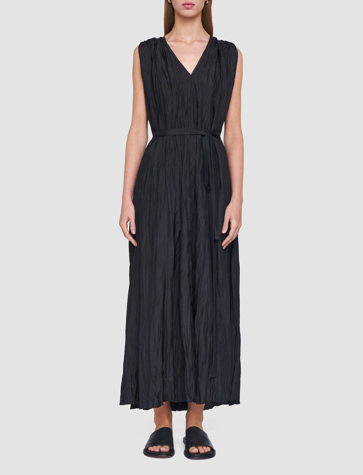 Black Robe - Black