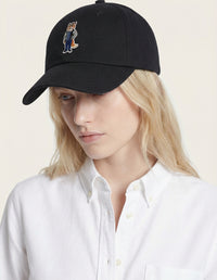 Cap with embroidered badge - Black